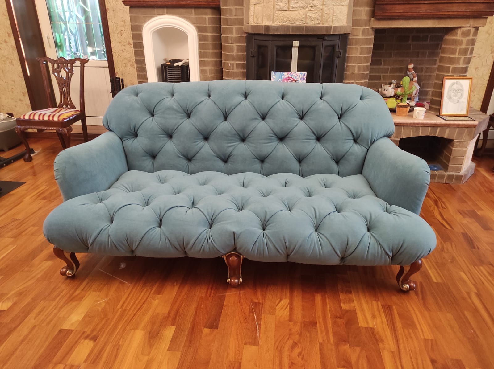 Обивка дивана. Международная